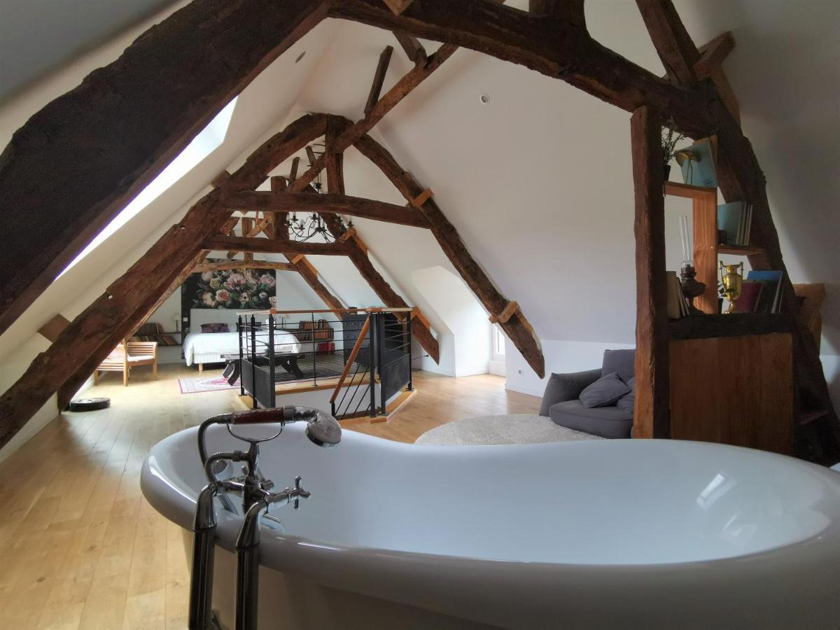 Domaine Lvd Avec Spa, Bois Et Riviere Privee La Bloutiere Dış mekan fotoğraf